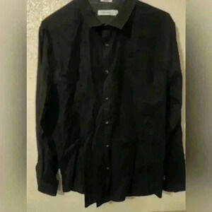 Calvin Klein Men’s Button Down Black with very very Lighter Black Stripes XL TG